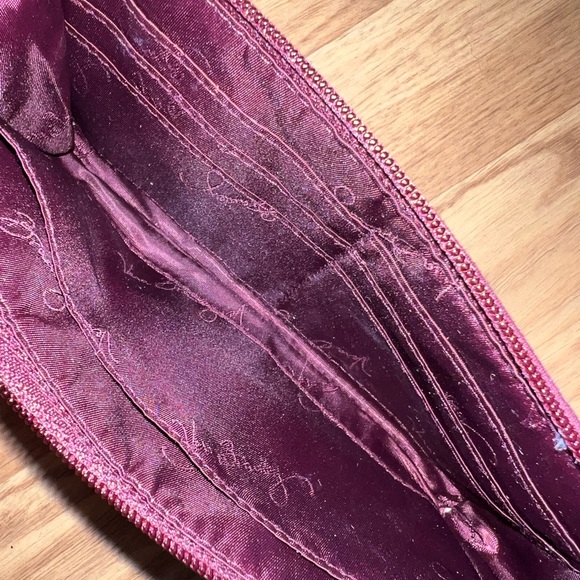 Bundle deal!! Vera Bradley wallet with Phillips sonic care electric toothbrush - Picture 7 of 7